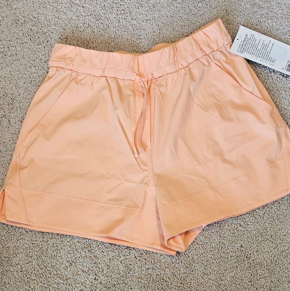 Lululemon Cinchable Waist Shorts
